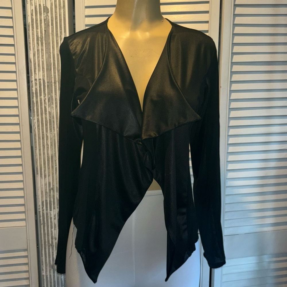 Happening in the present open cardigan, top size small